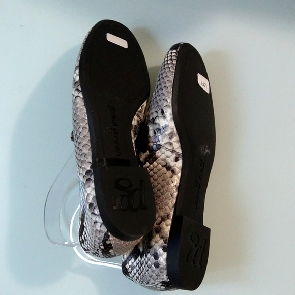 Paul Green Snake Embossed Etchleder Loafers - Picture 4 of 7